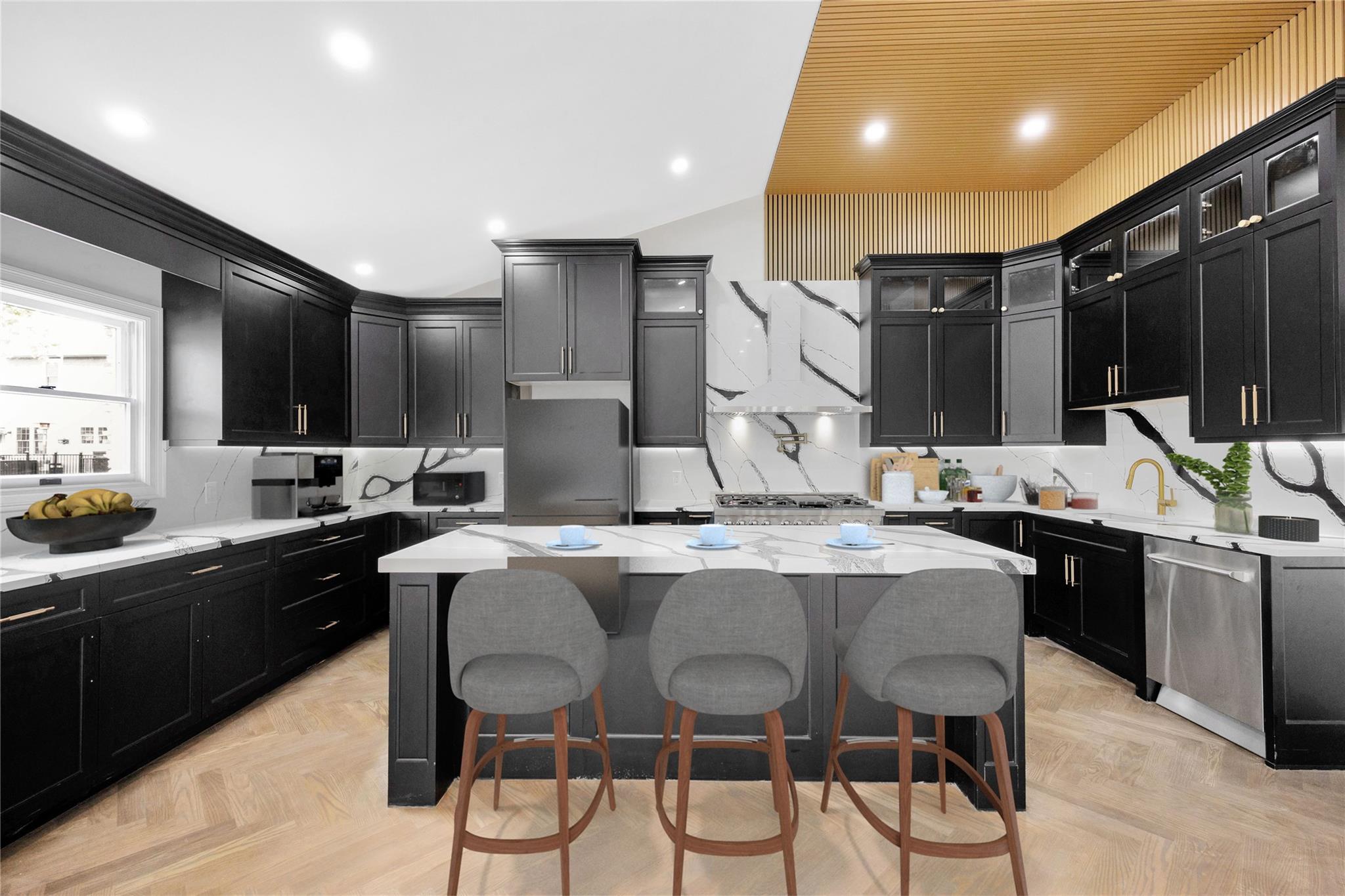 #3 photo, 23 VINTON Street, ナッソー郡 Long Beach , NY 11561