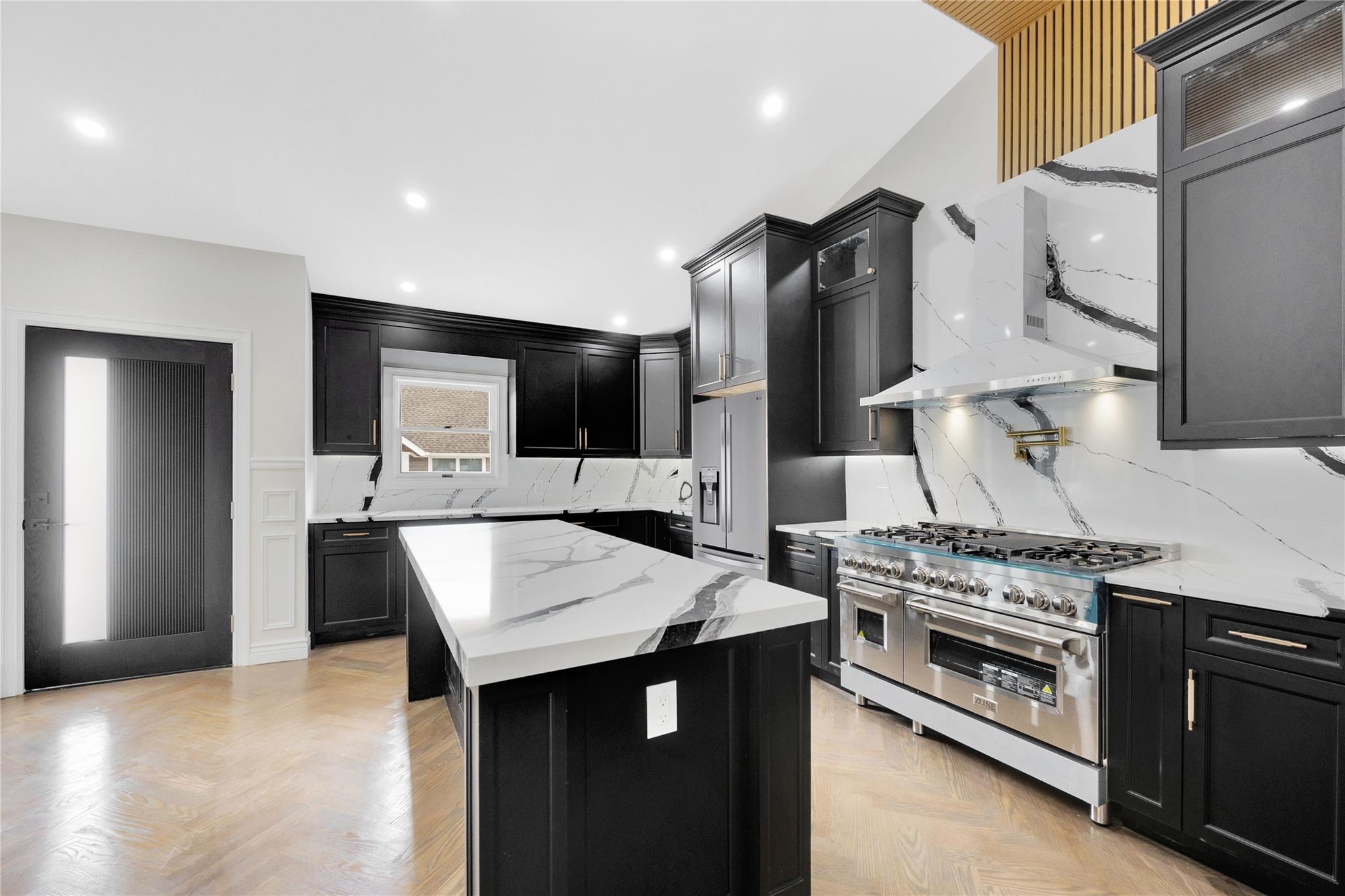 #4 photo, 23 VINTON Street, ナッソー郡 Long Beach , NY 11561