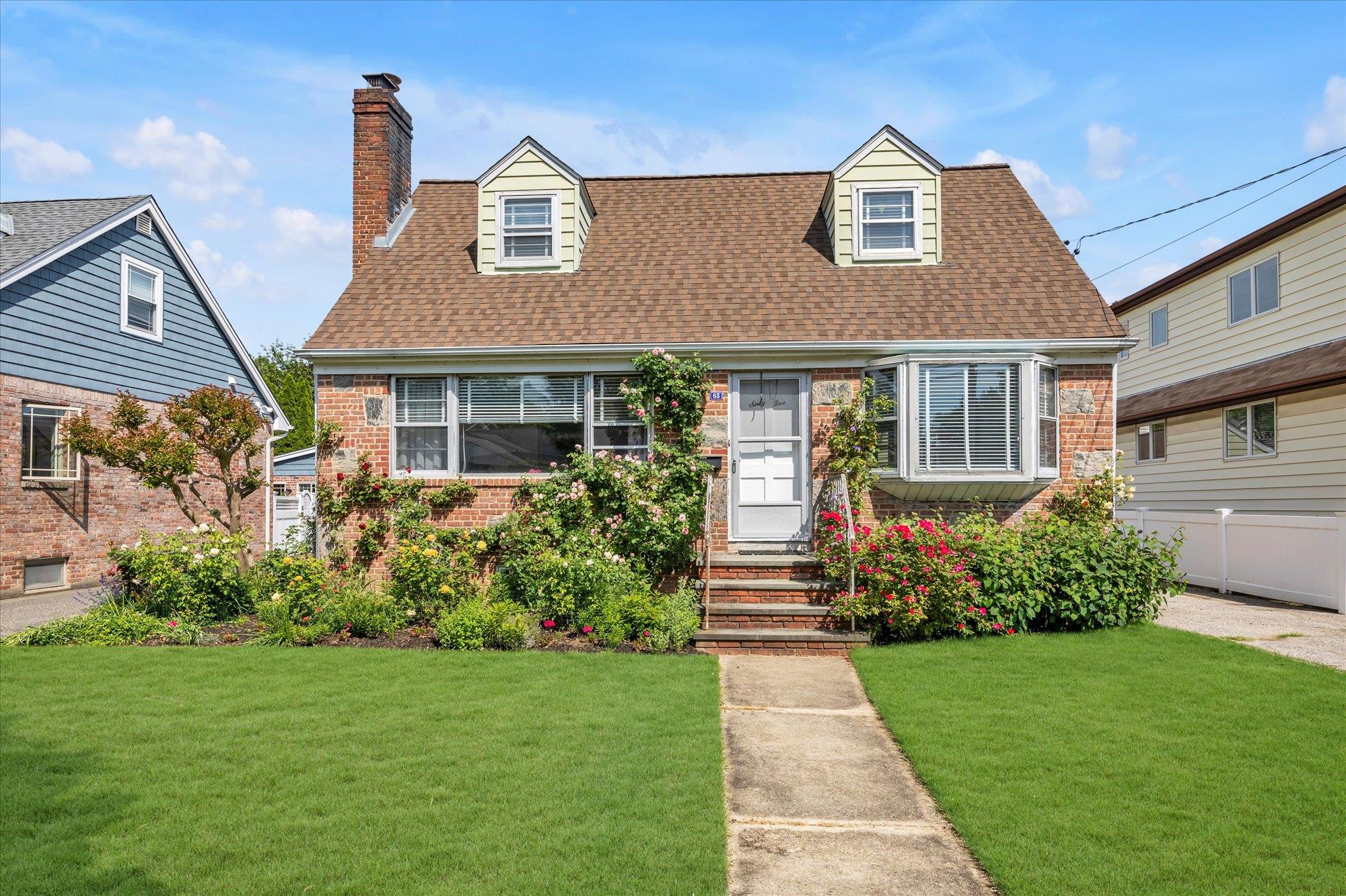 #1 photo, 65 Harbor Hills Drive, ナッソー郡 Port Washington , NY 11050