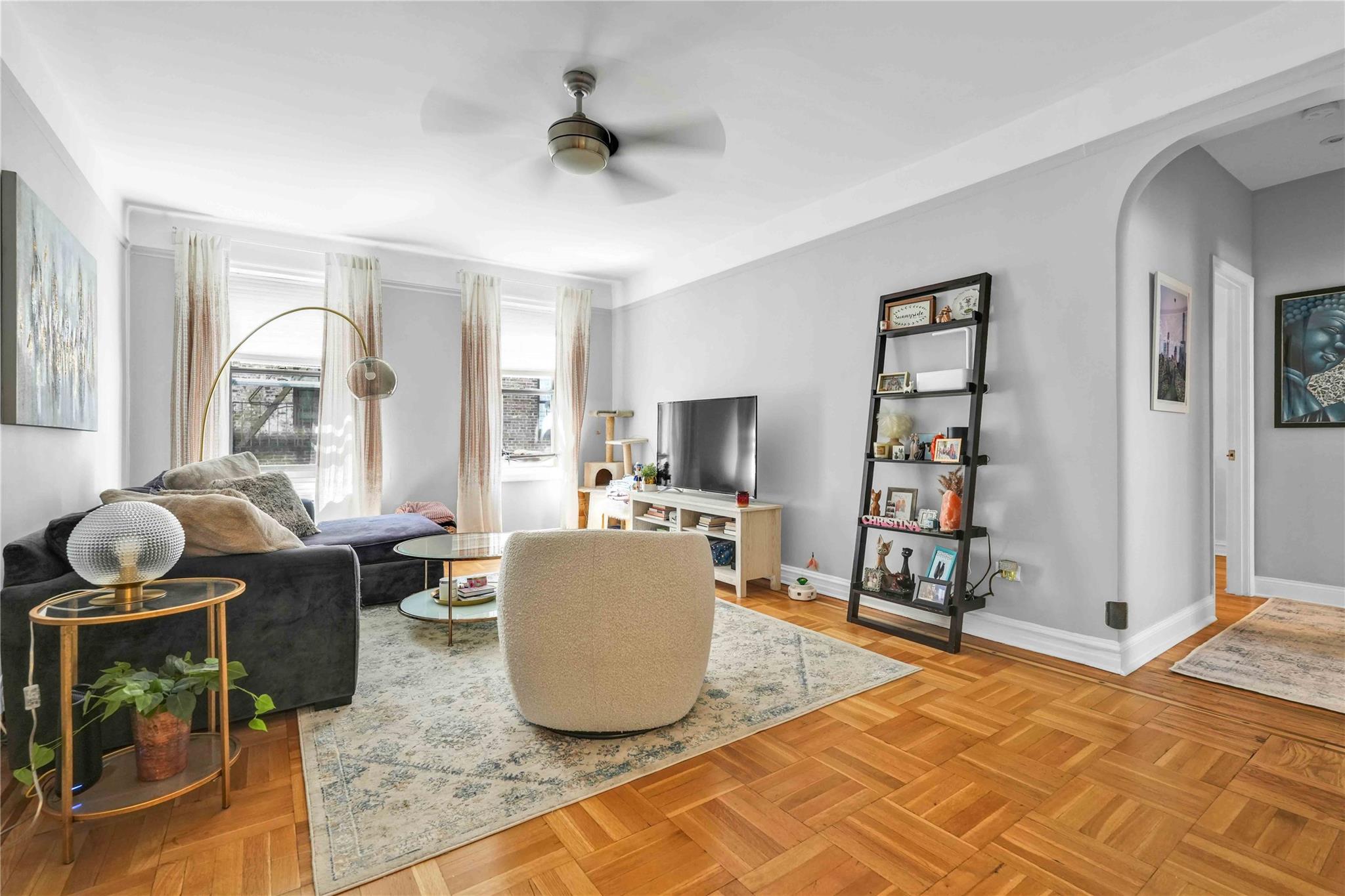 #14 photo, 4720 42nd Street, 皇后區 Sunnyside , NY 11104