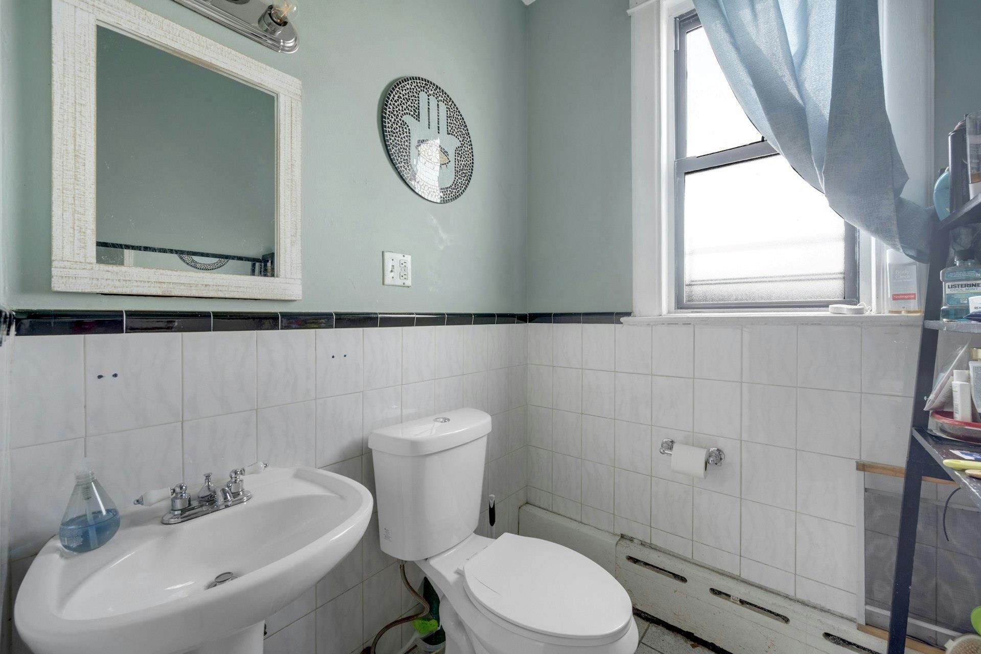 #10 photo, 20 Locust Hill Avenue, Yonkers , NY 10701