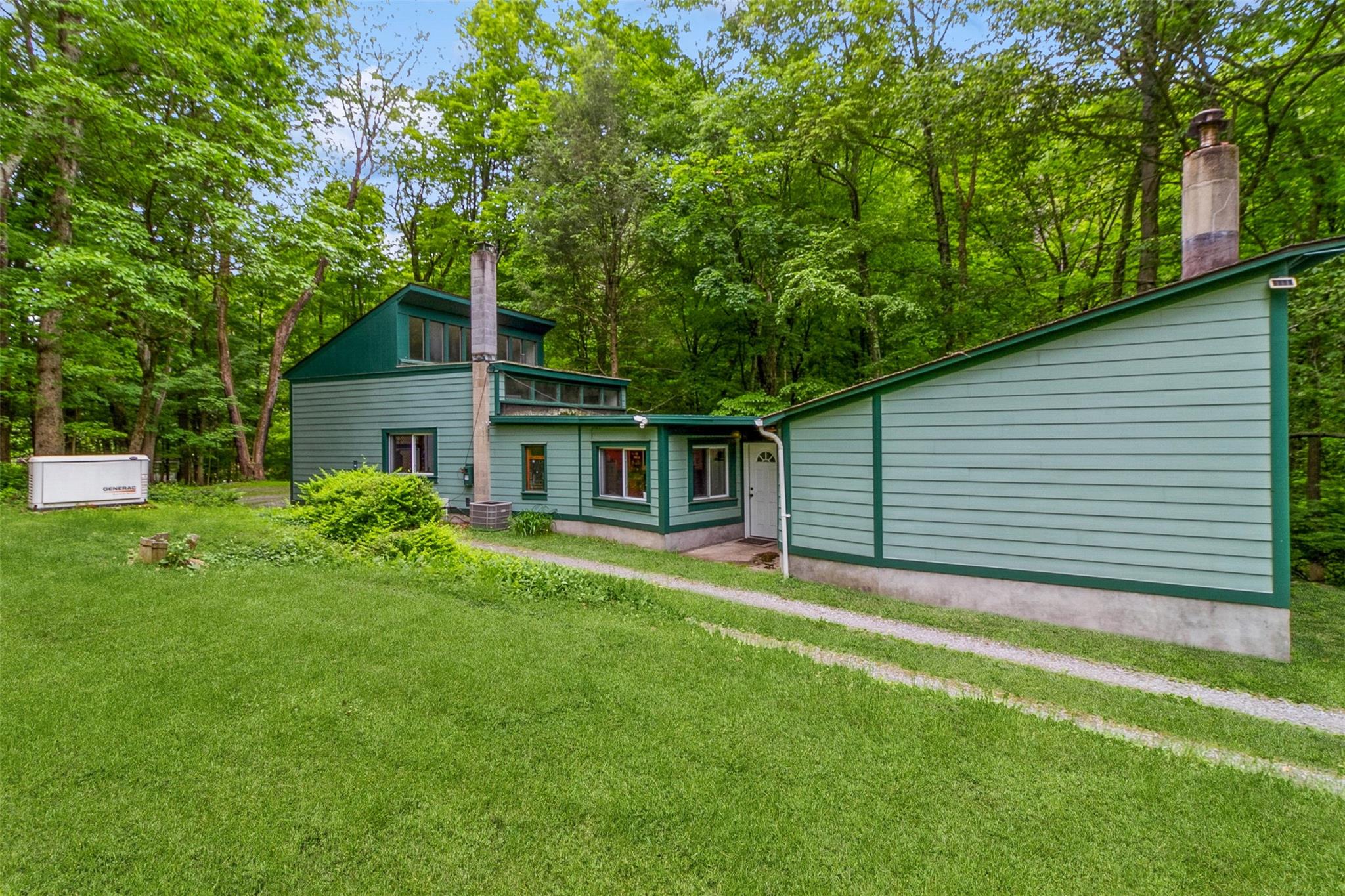 #1 photo, 13 Hilldale Avenue, Somers , NY 10589