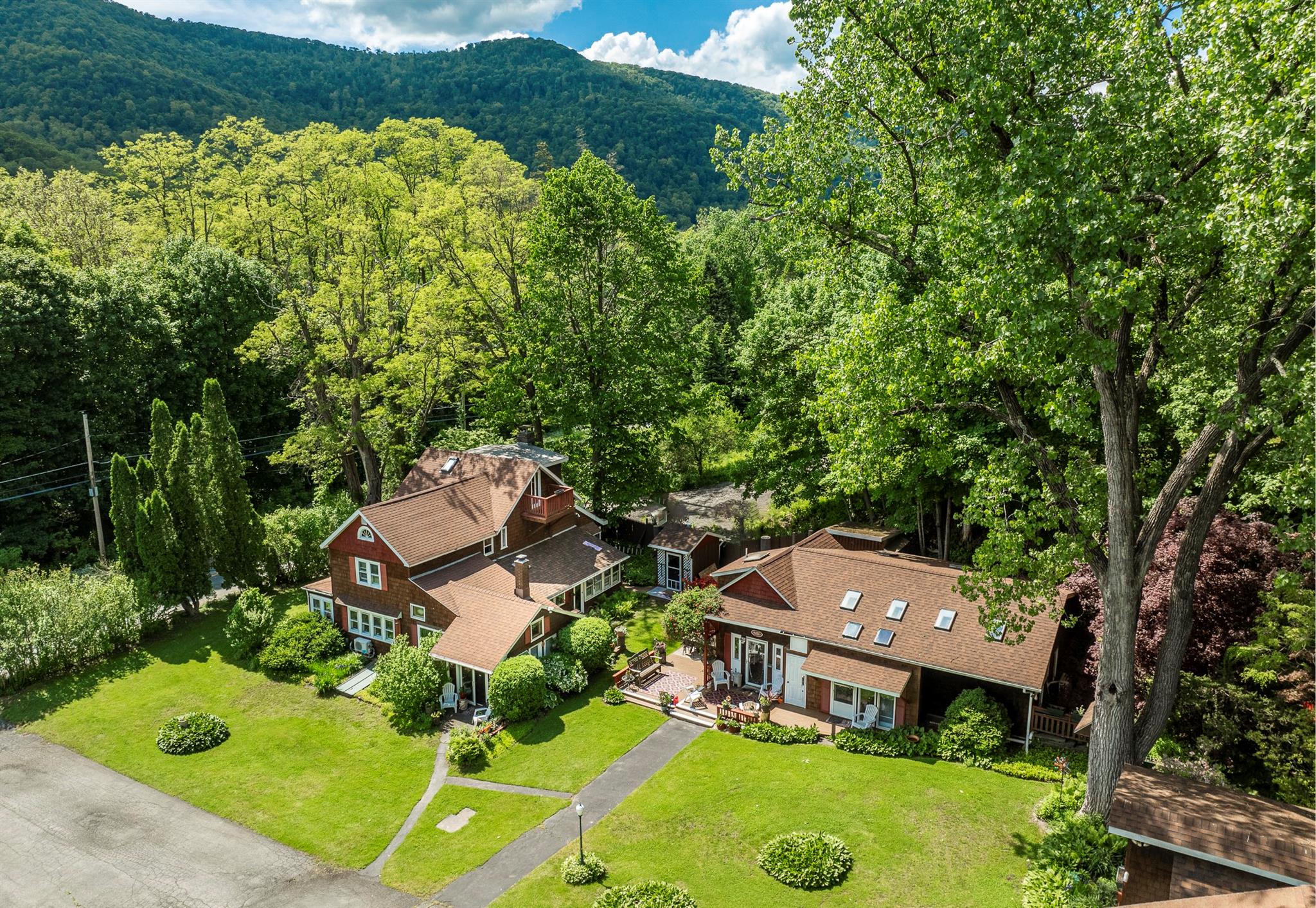 #1 photo, 589-595 Plank Road, Phoenicia , NY 12464