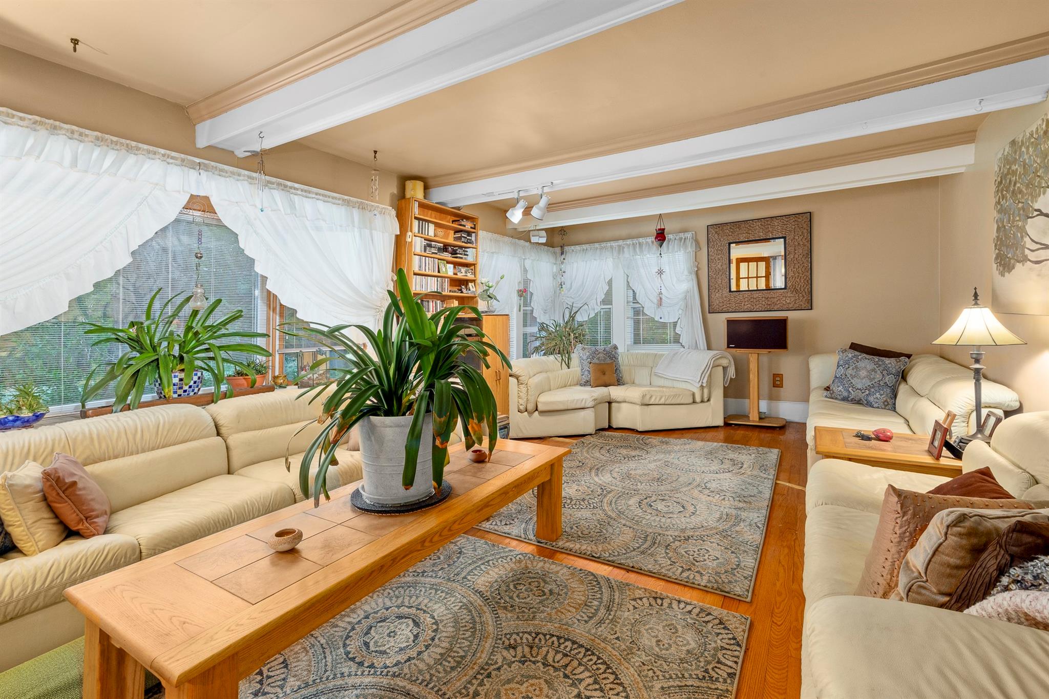 #10 photo, 589-595 Plank Road, Phoenicia , NY 12464