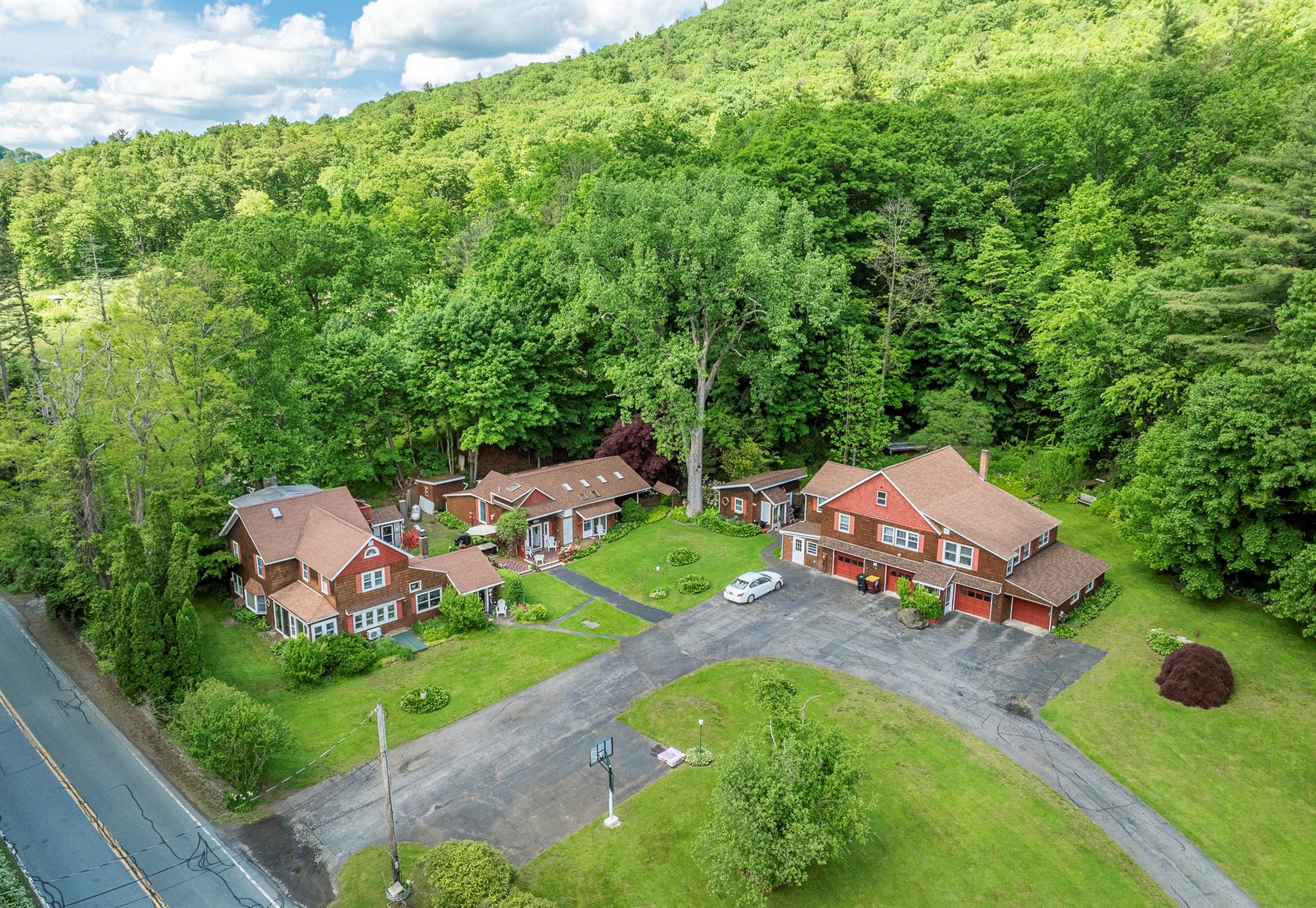 #2 photo, 589-595 Plank Road, Phoenicia , NY 12464