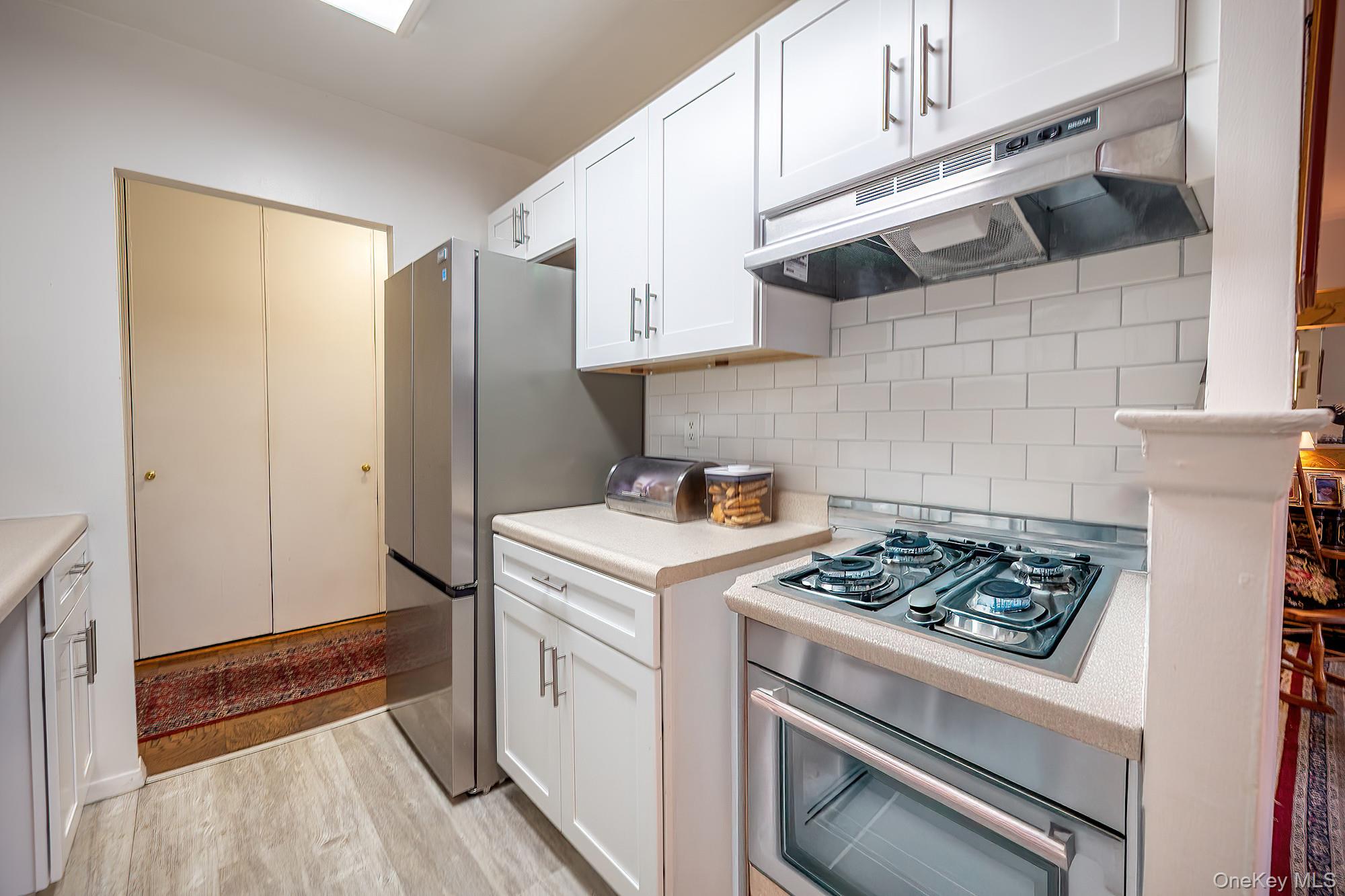 #4 photo, 315 W 232nd Street, ブロンクス区 Bronx , NY 10463