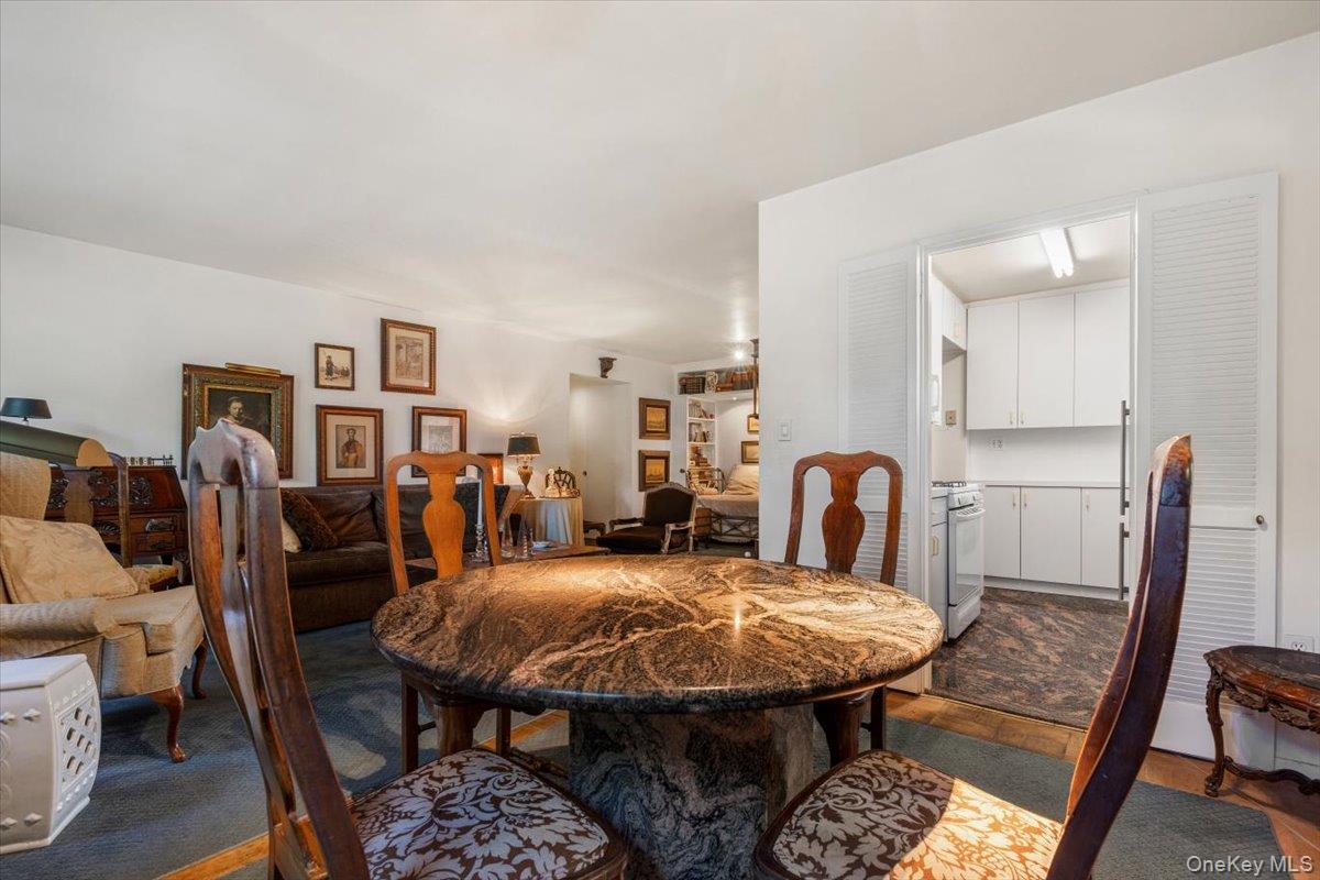 #11 photo, 177 E Hartsdale Avenue, Hartsdale , NY 10530