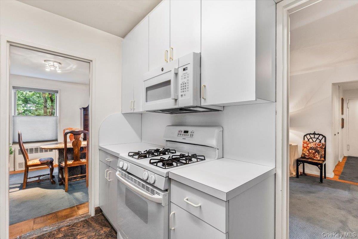 #14 photo, 177 E Hartsdale Avenue, Hartsdale , NY 10530