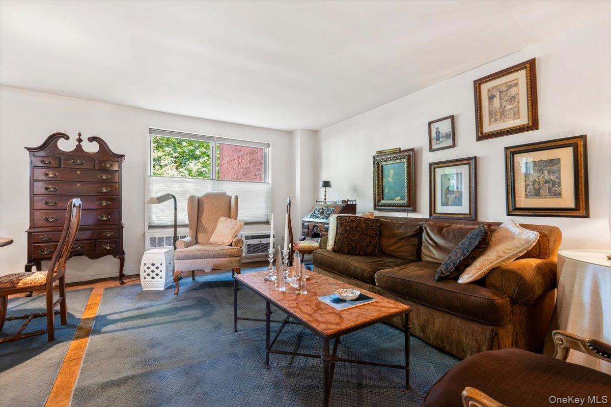 #7 photo, 177 E Hartsdale Avenue, Hartsdale , NY 10530