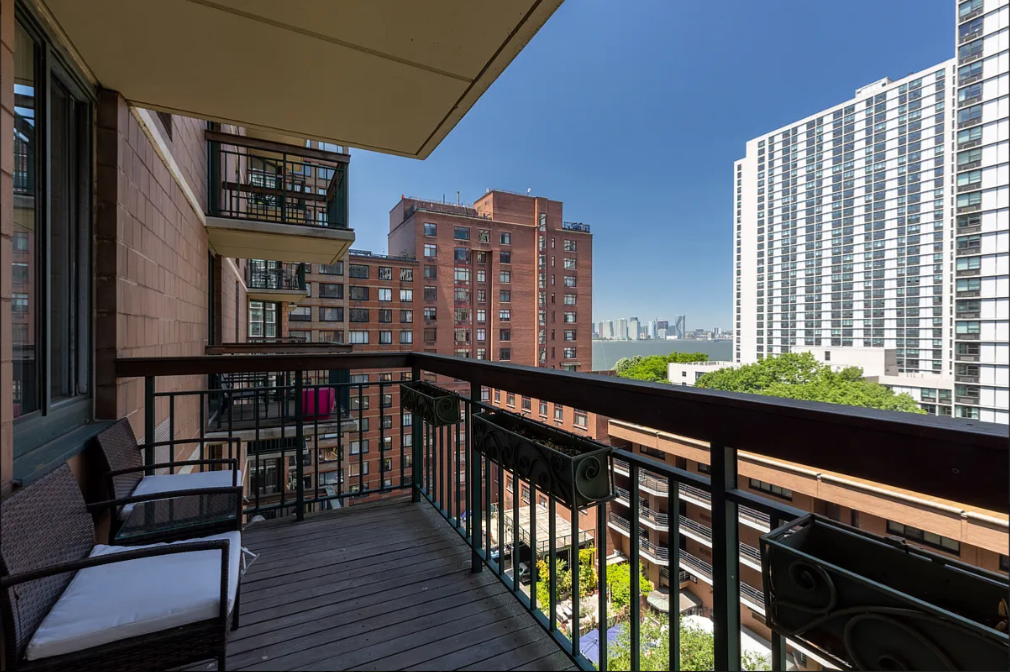 #1 photo, 333 RECTOR Place, Battery Park City , NY 10280
