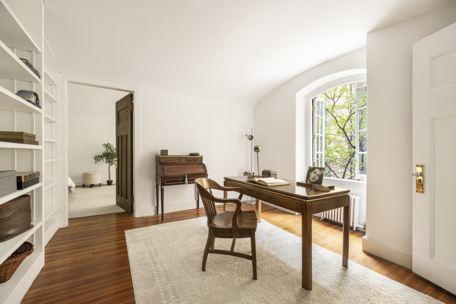 #11 photo, 27 W 67TH Street, マンハッタン Lincoln Square , NY 10023