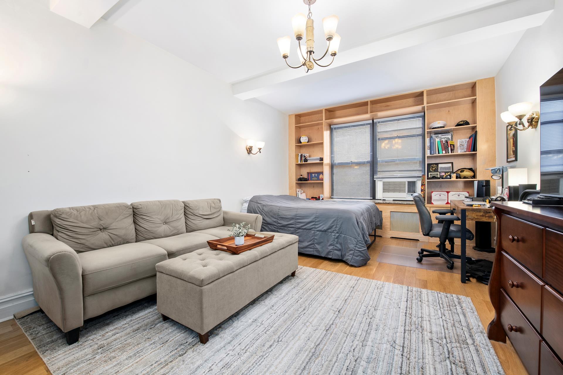 #1 photo, 235 W 102ND Street, مانهاتن Upper West Side , NY 10025