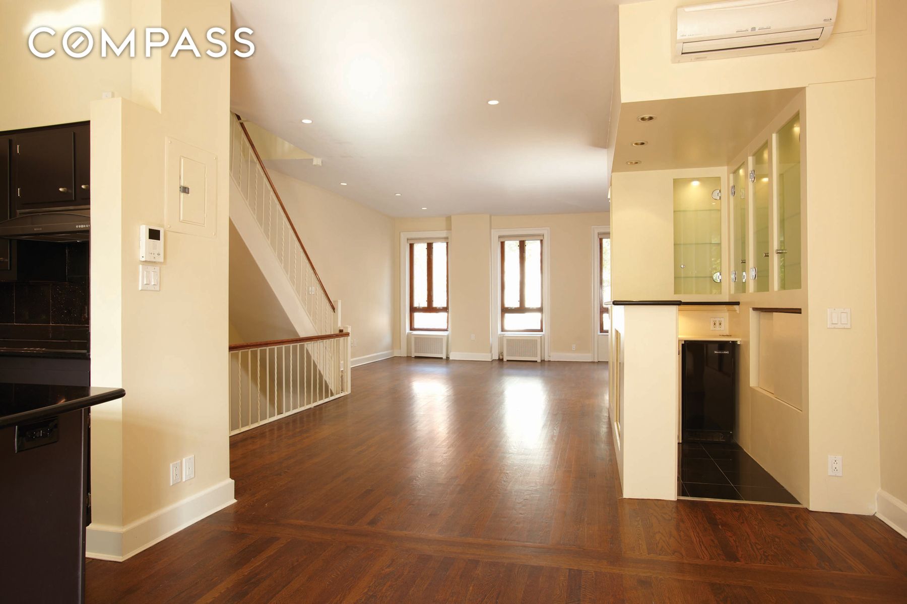 #5 photo, 442 W 44th Street, マンハッタン Hell's Kitchen , NY 10036