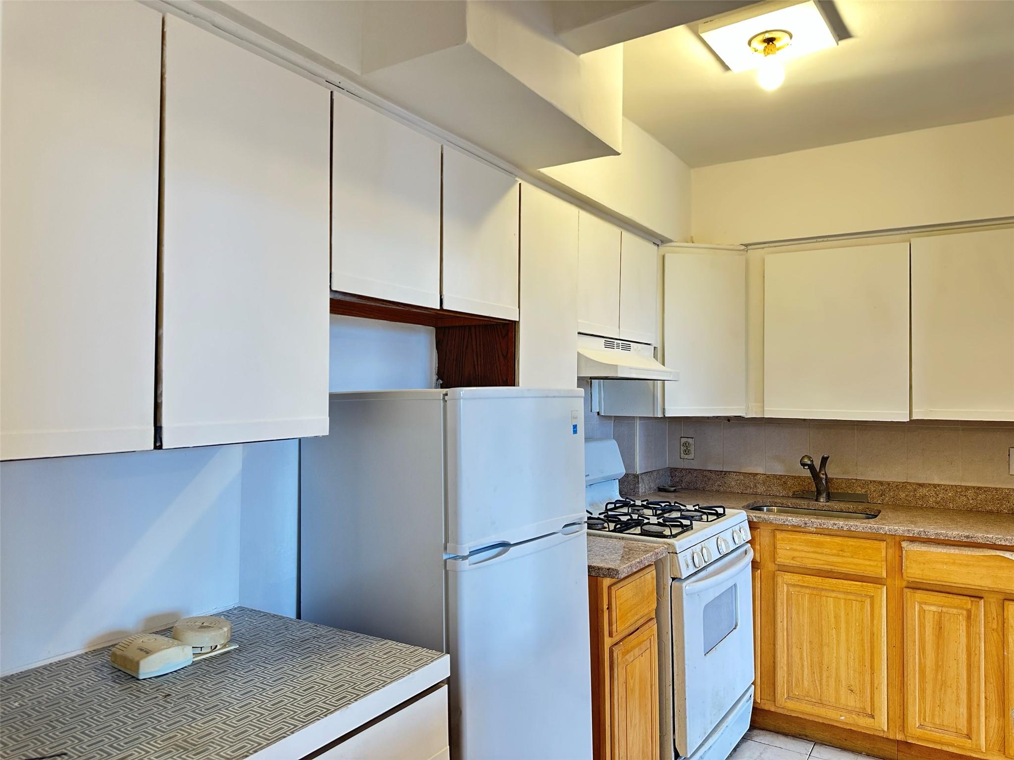 #3 photo, 152-72 Melbourne Avenue, クイーンズ区 Flushing , NY 11367