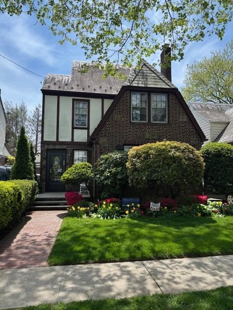 #1 photo, 236 Crocus Avenue, ナッソー郡 Floral Park , NY 11001
