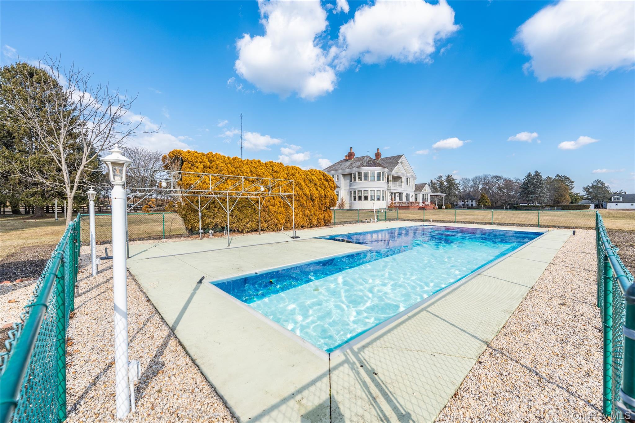 #2 photo, 6133 Sound Avenue, サフォーク郡 Riverhead , NY 11901