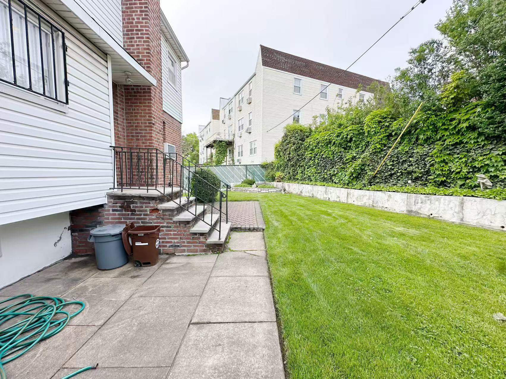 #6 photo, 2311 Whitestone Expressway, 皇后区 白石镇 Whitestone , NY 11357