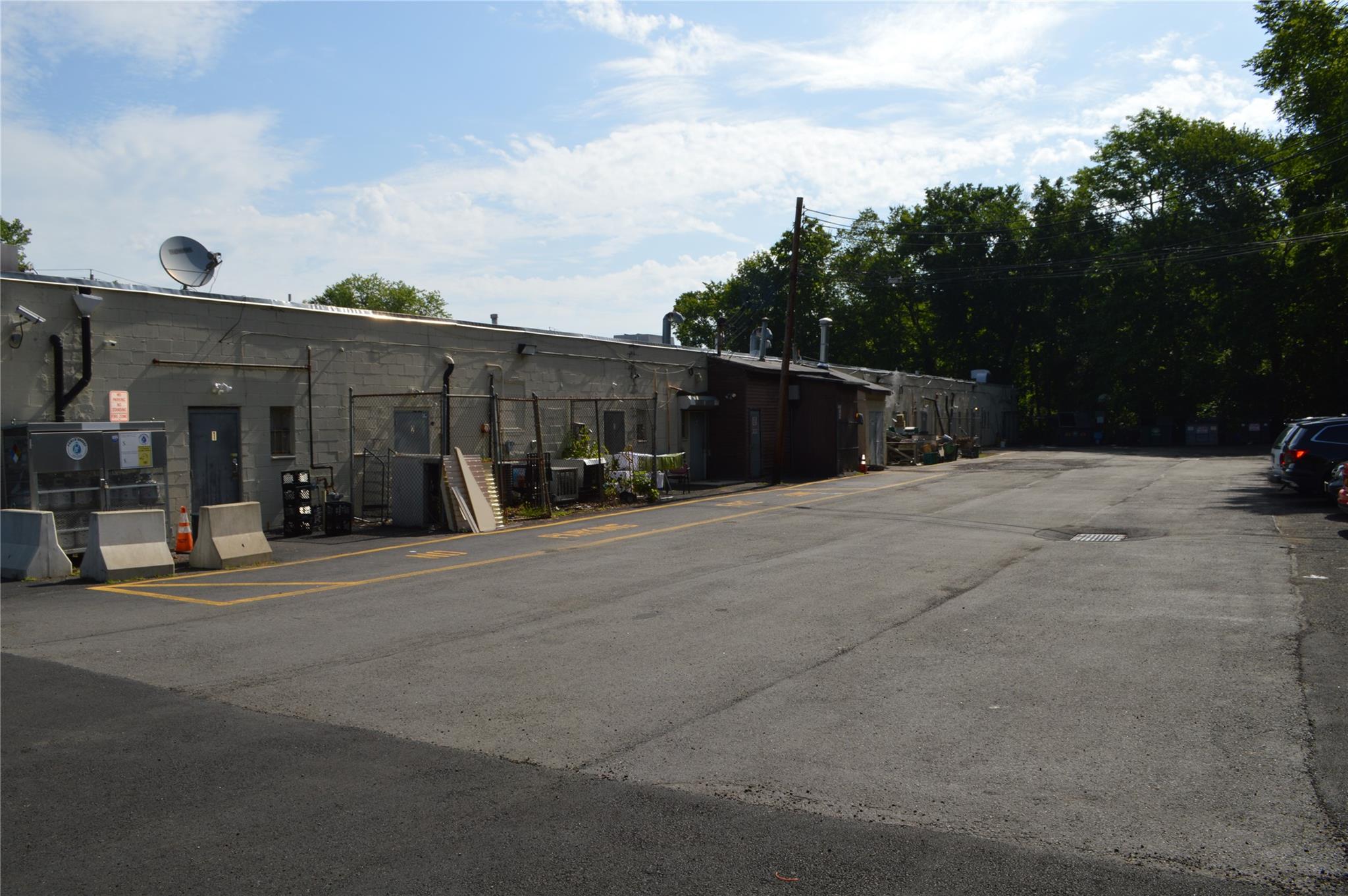 #7 photo, 191 Route 59, Airmont , NY 10901