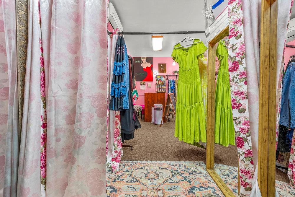 #13 photo, 120 Rockaway Avenue, ナッソー郡 Valley Stream , NY 11580