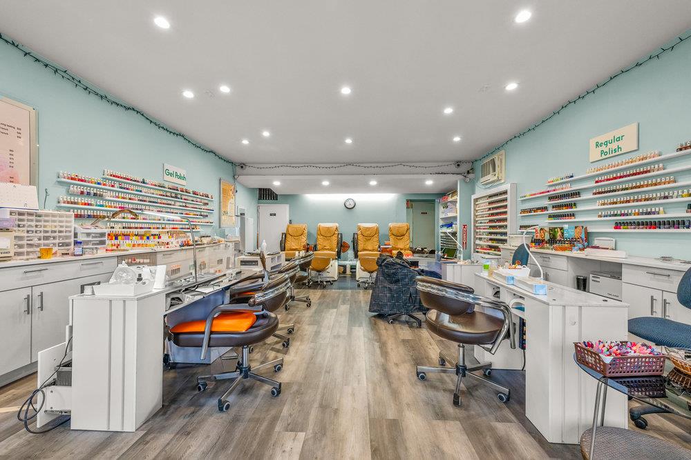 #17 photo, 120 Rockaway Avenue, ナッソー郡 Valley Stream , NY 11580