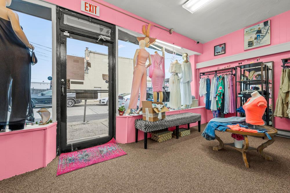 #9 photo, 120 Rockaway Avenue, ナッソー郡 Valley Stream , NY 11580