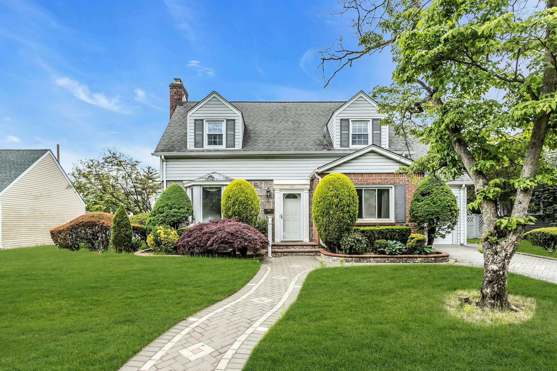#1 photo, 319 Maryland Avenue, Freeport , NY 11520