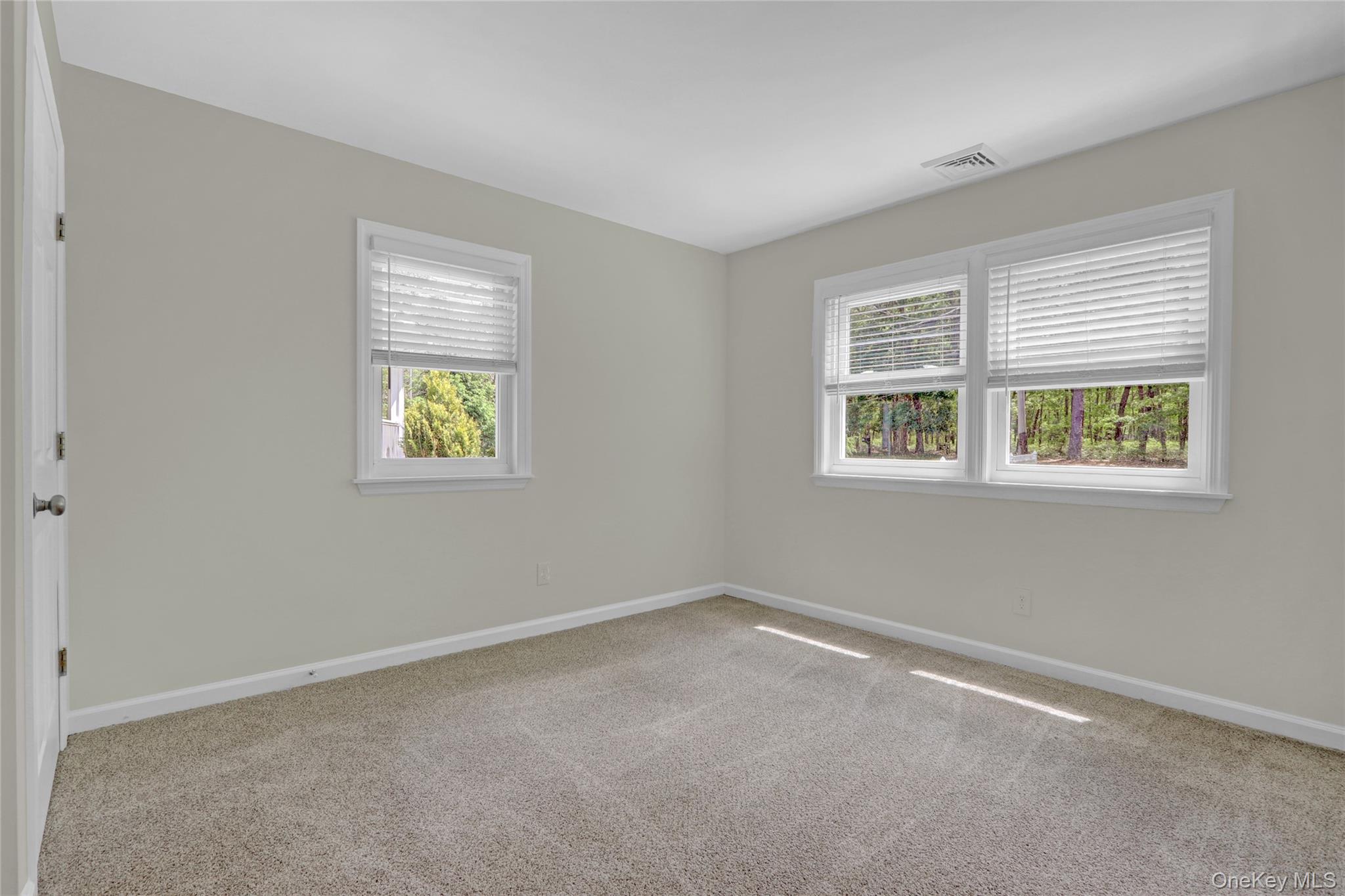 #10 photo, 299 S River Road, サフォーク郡 Calverton , NY 11933