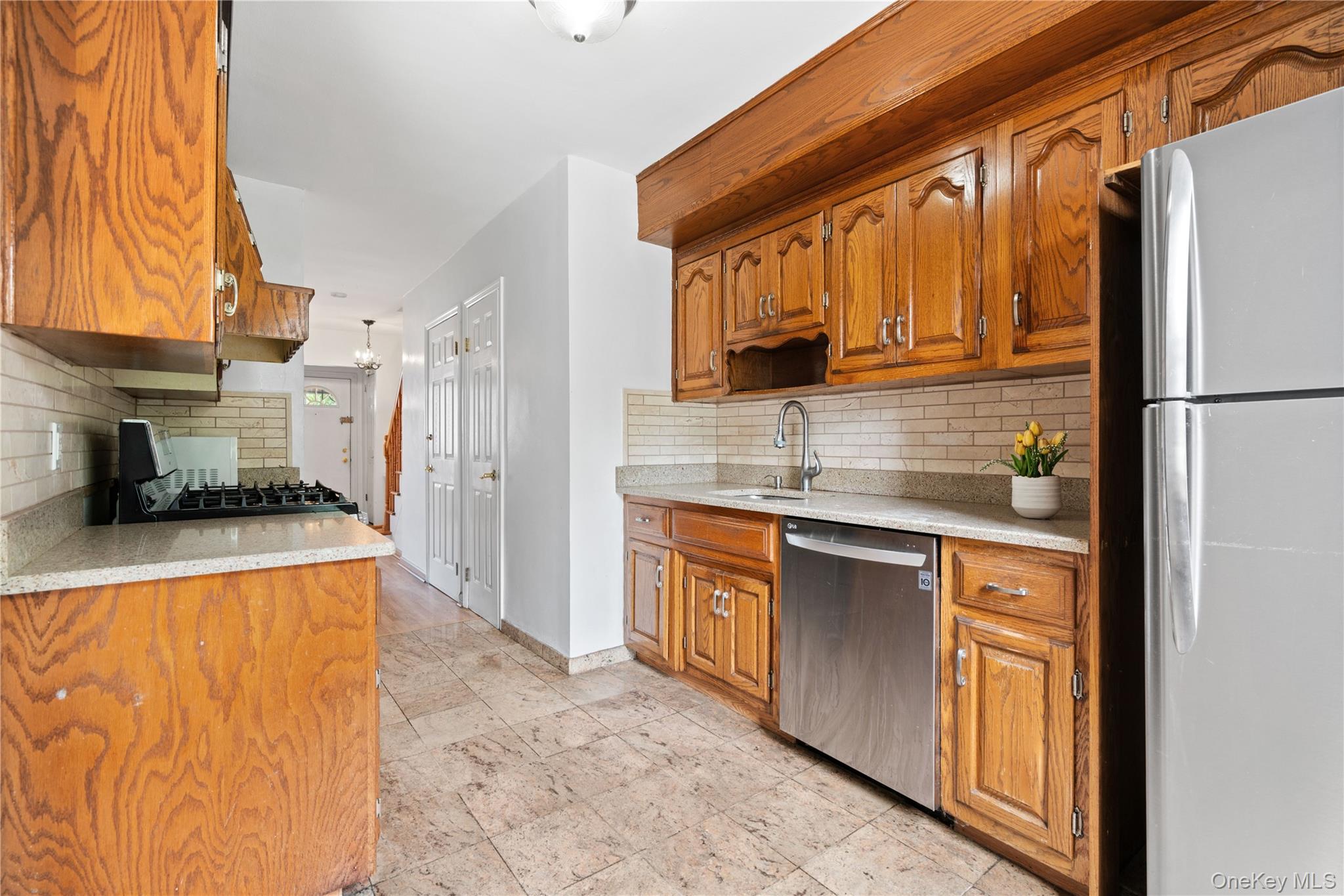 #5 photo, 25-31 Bayside Lane, Flushing , NY 11358