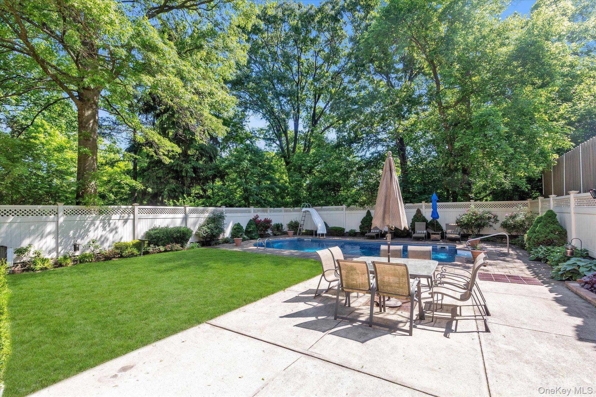 #20 photo, 41-27 Orient Avenue, クイーンズ区 Douglaston , NY 11363