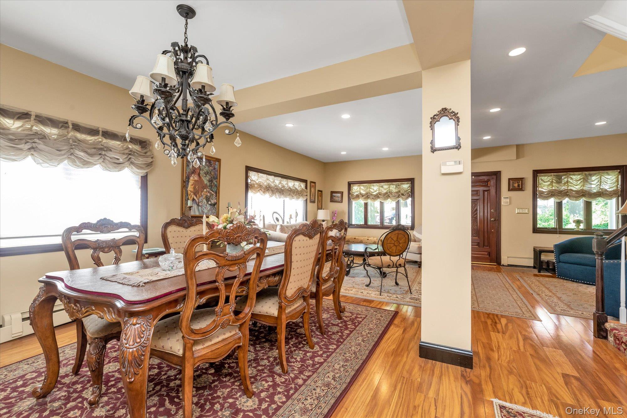 #5 photo, 41-27 Orient Avenue, クイーンズ区 Douglaston , NY 11363