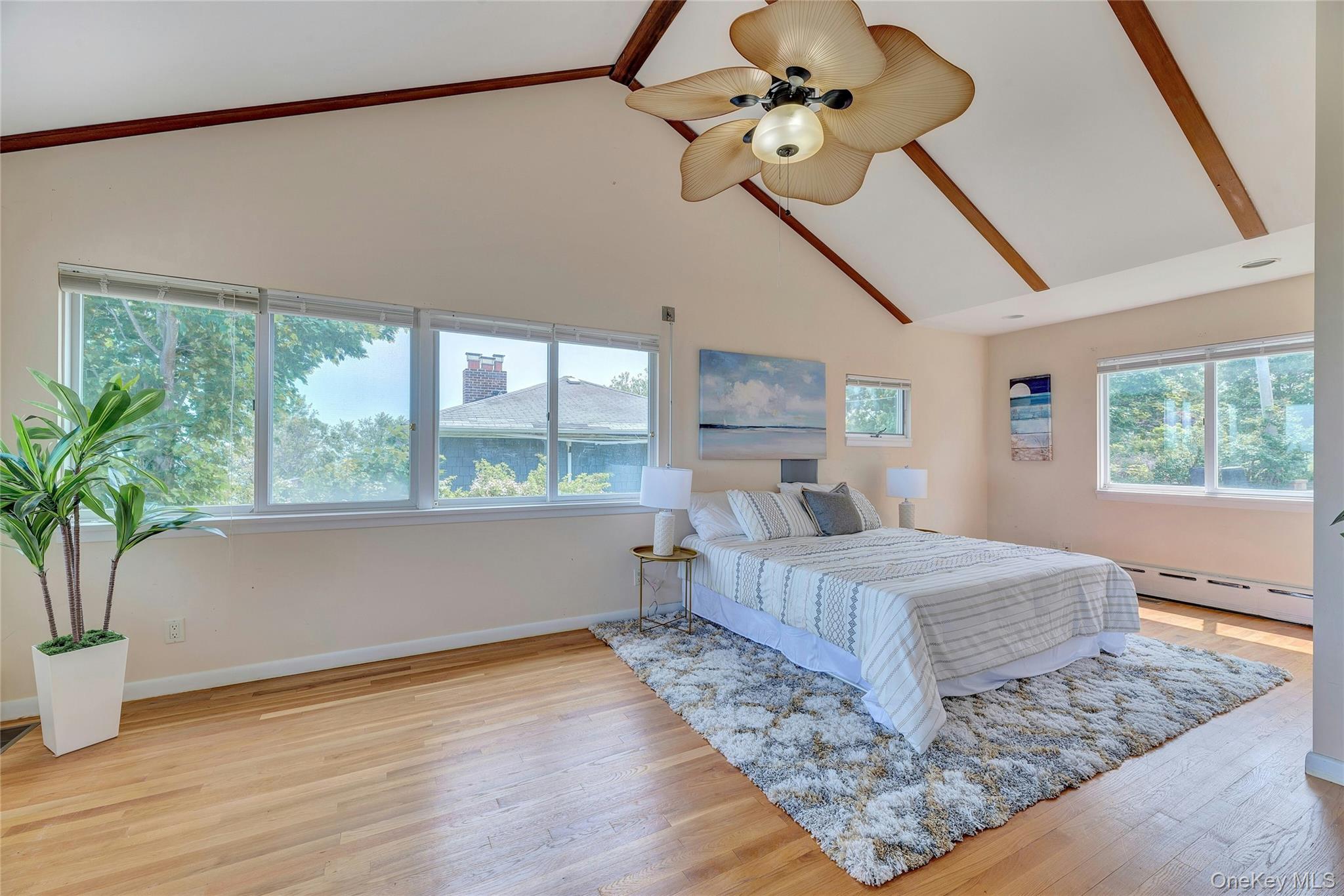 #20 photo, 48 Crows Nest Drive, 롱 아일랜드 Baiting Hollow , NY 11901