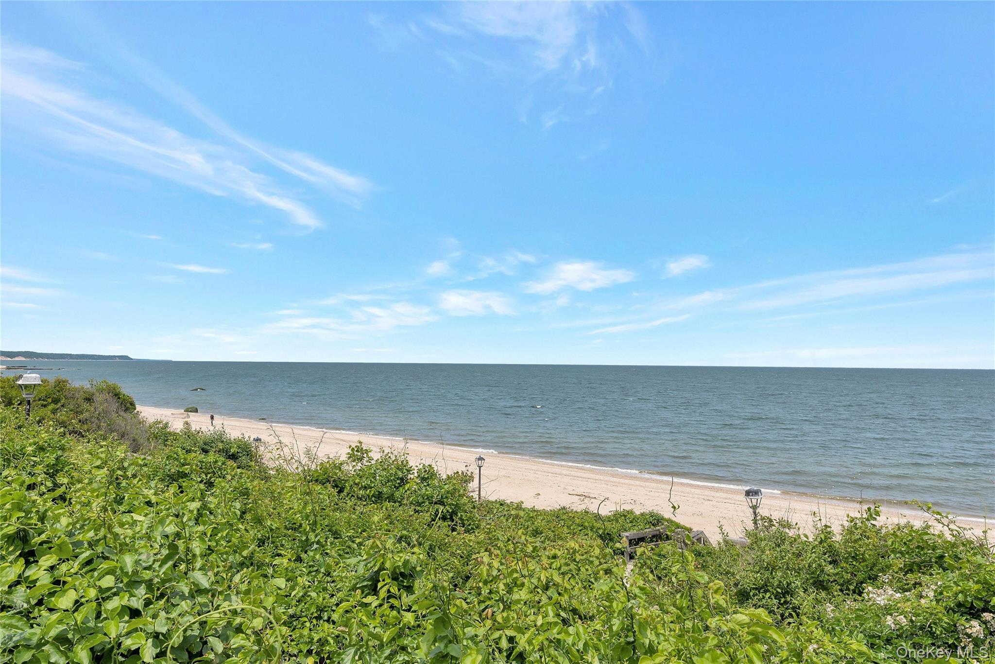 #3 photo, 48 Crows Nest Drive, 롱 아일랜드 Baiting Hollow , NY 11901