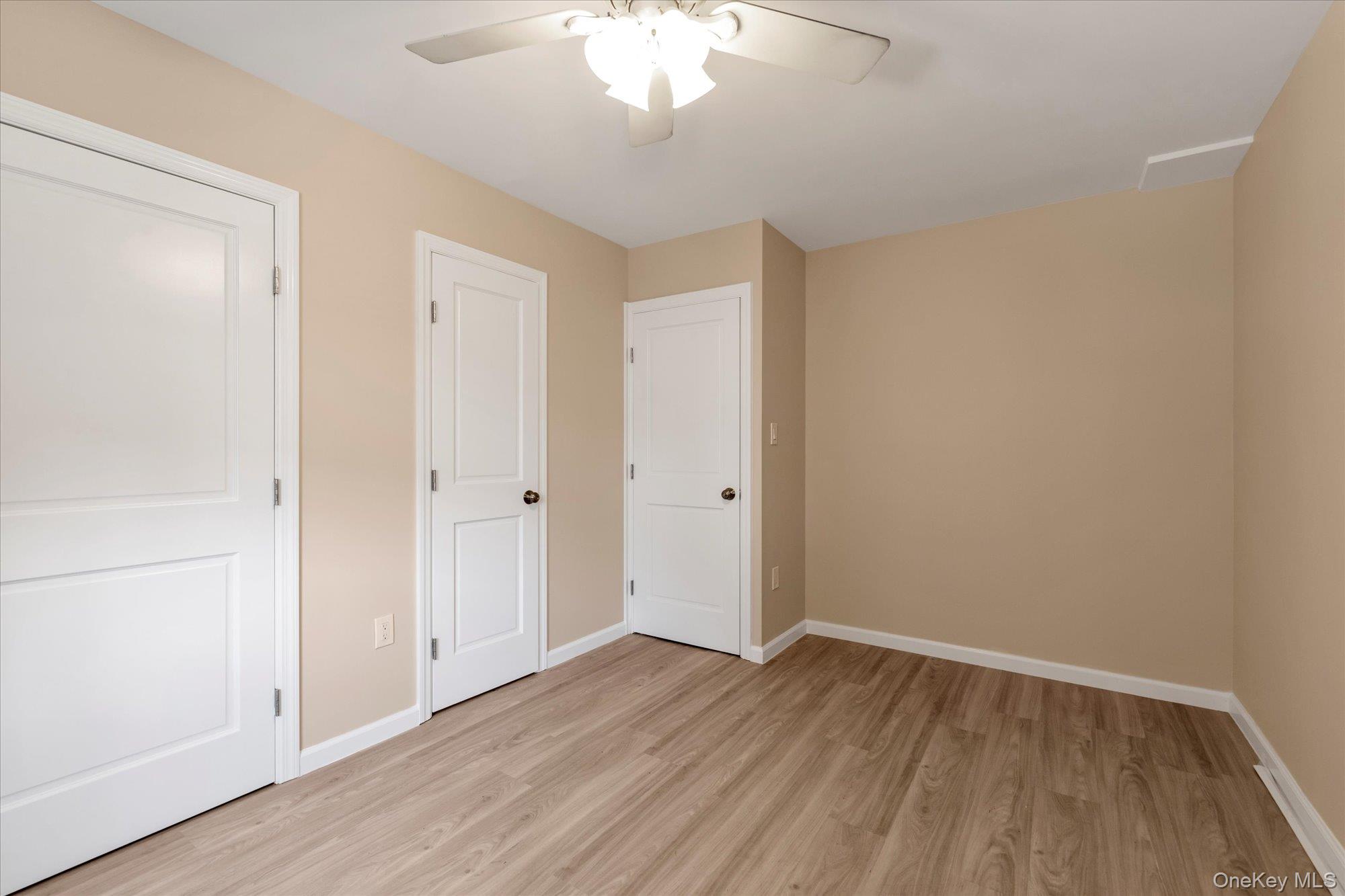 #8 photo, 93-24 243rd Street, クイーンズ区 Bellerose , NY 11426