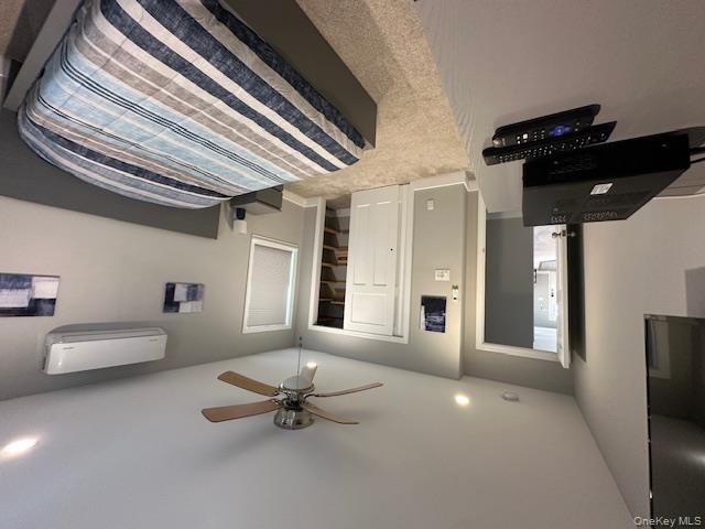 #9 photo, 884 Beach Street, サフォーク郡 Lindenhurst , NY 11757