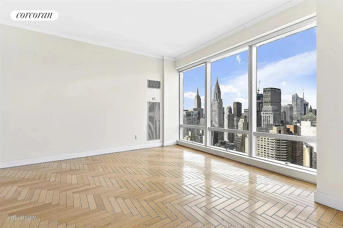 #2 photo, New York City, Turtle Bay , NY 10017