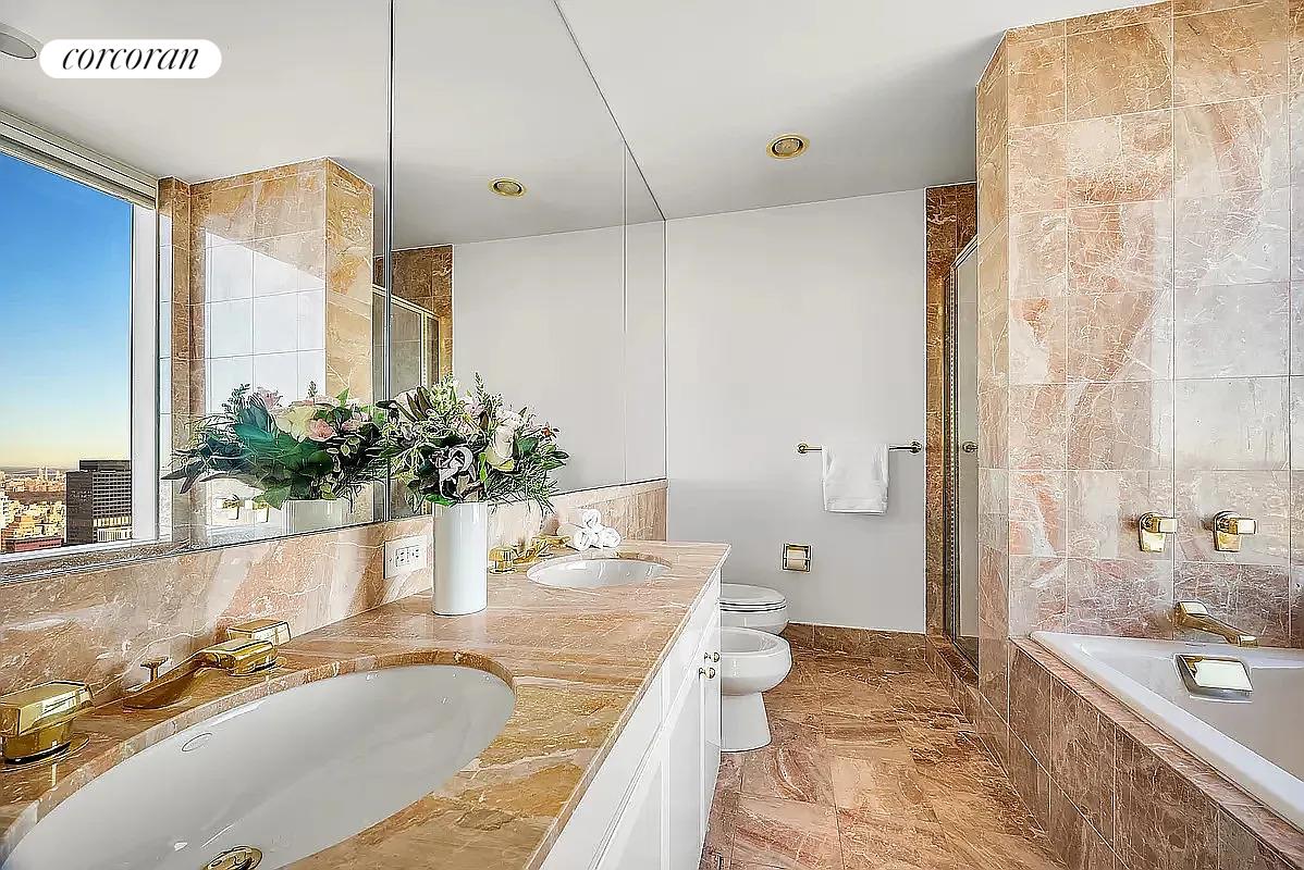 #7 photo, New York City, Turtle Bay , NY 10017