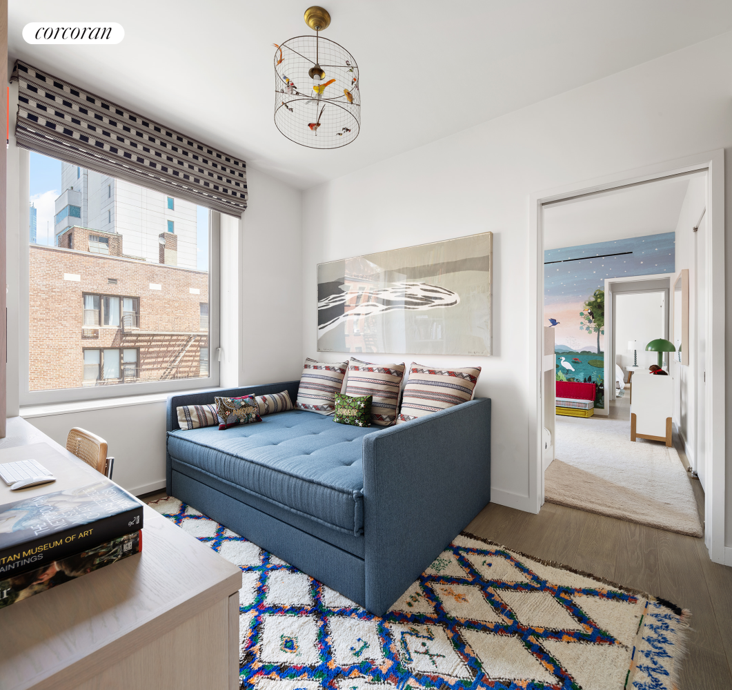 #13 photo, 116 UNIVERSITY Place, マンハッタン Greenwich Village , NY 10003