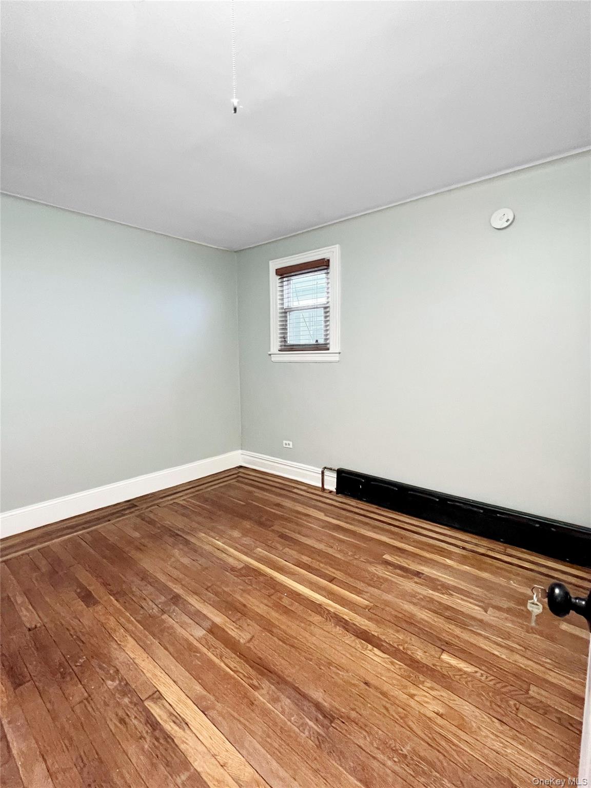 #13 photo, 320 E 235th Street, ブロンクス区 Bronx , NY 10470