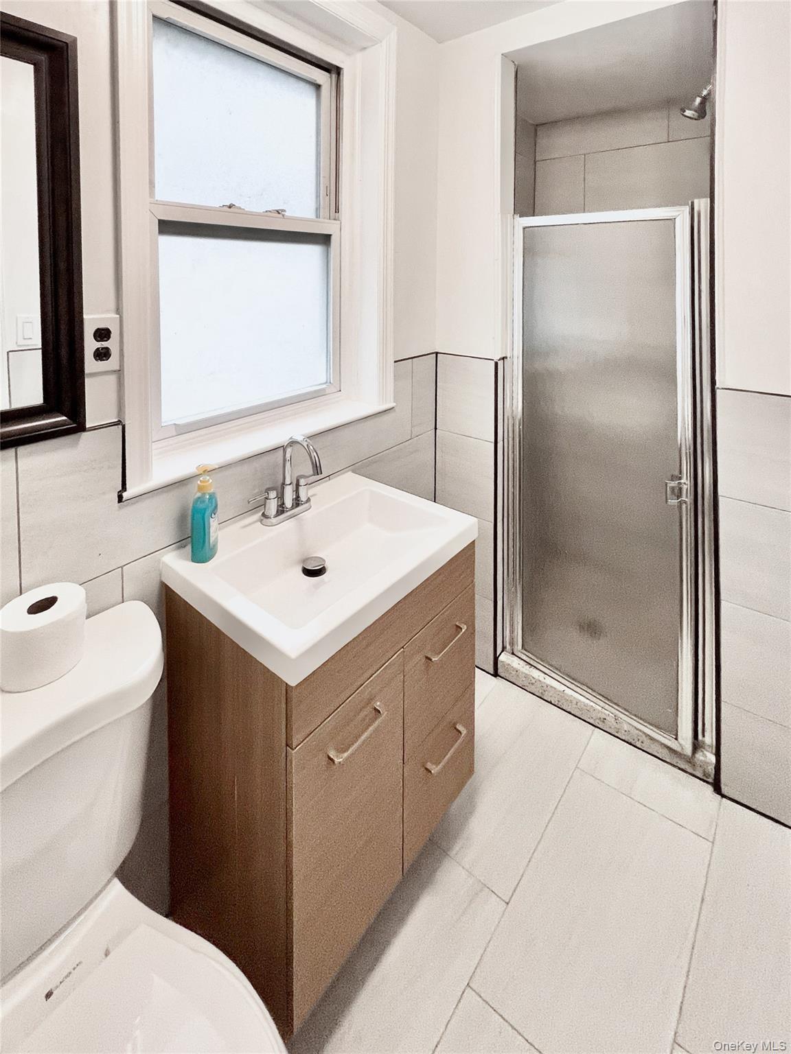 #9 photo, 320 E 235th Street, ブロンクス区 Bronx , NY 10470