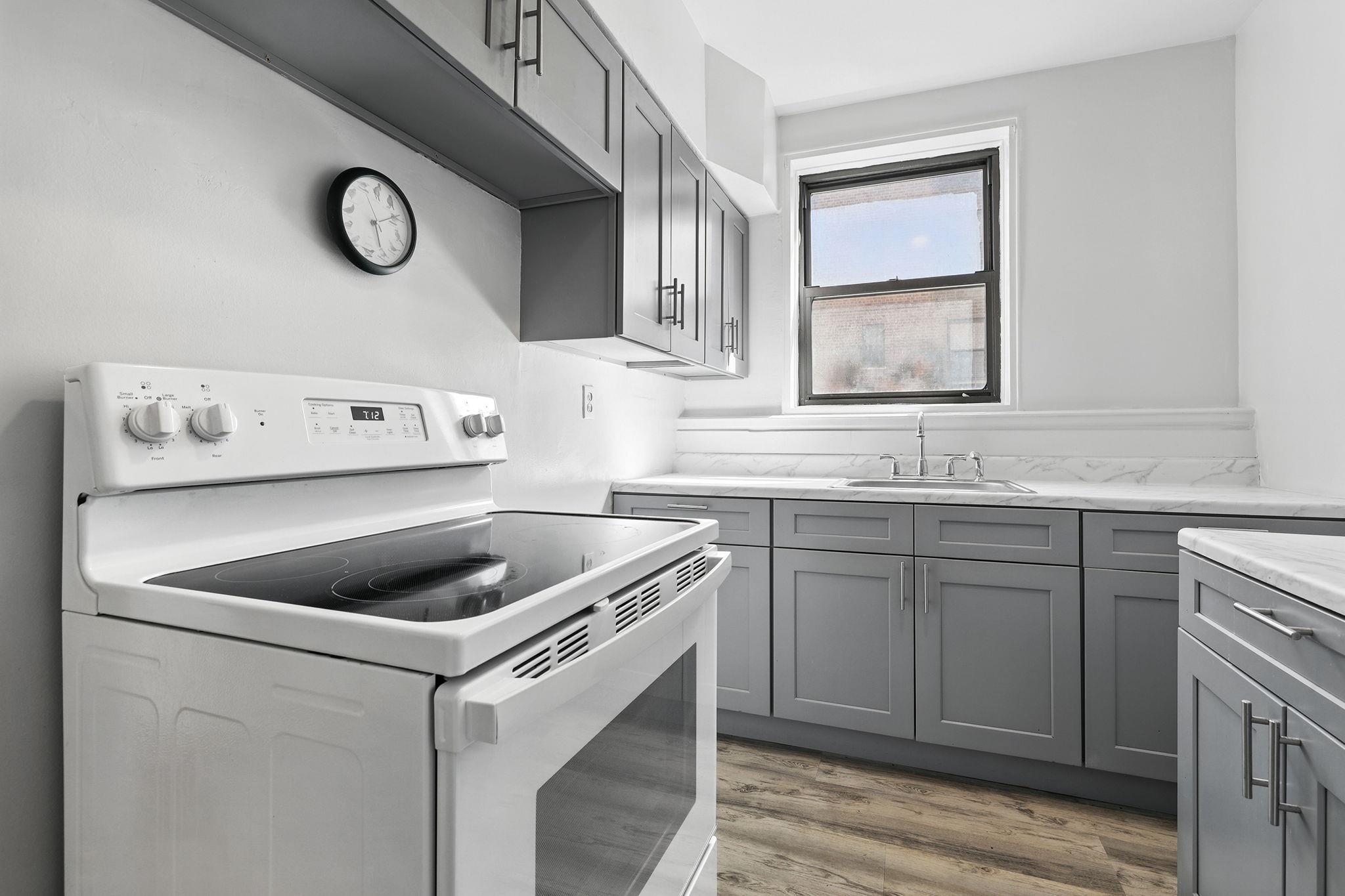 #9 photo, 10 North Broadway, White Plains , NY 10601