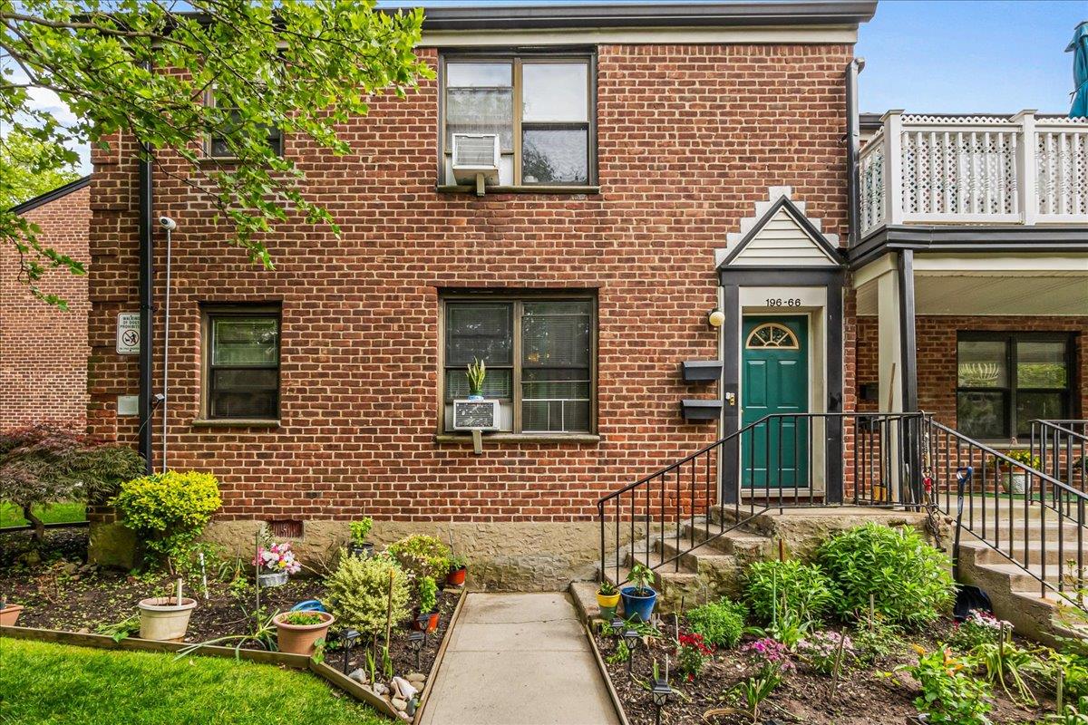 #2 photo, 196-66 67th Avenue, クイーンズ区 Fresh Meadows , NY 11365