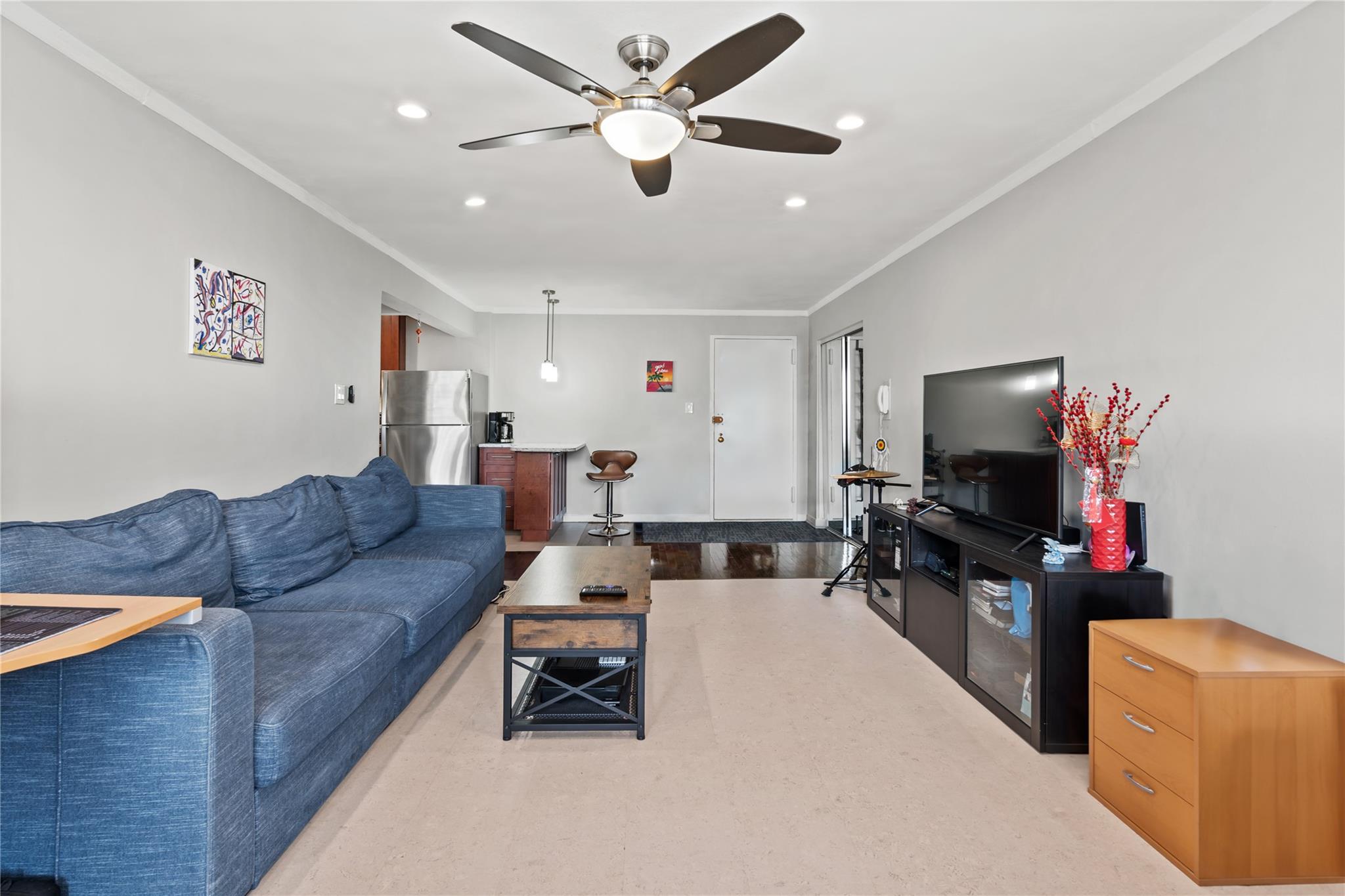 #3 photo, 68-20 Selfridge Street, كوينز Forest Hills , NY 11375