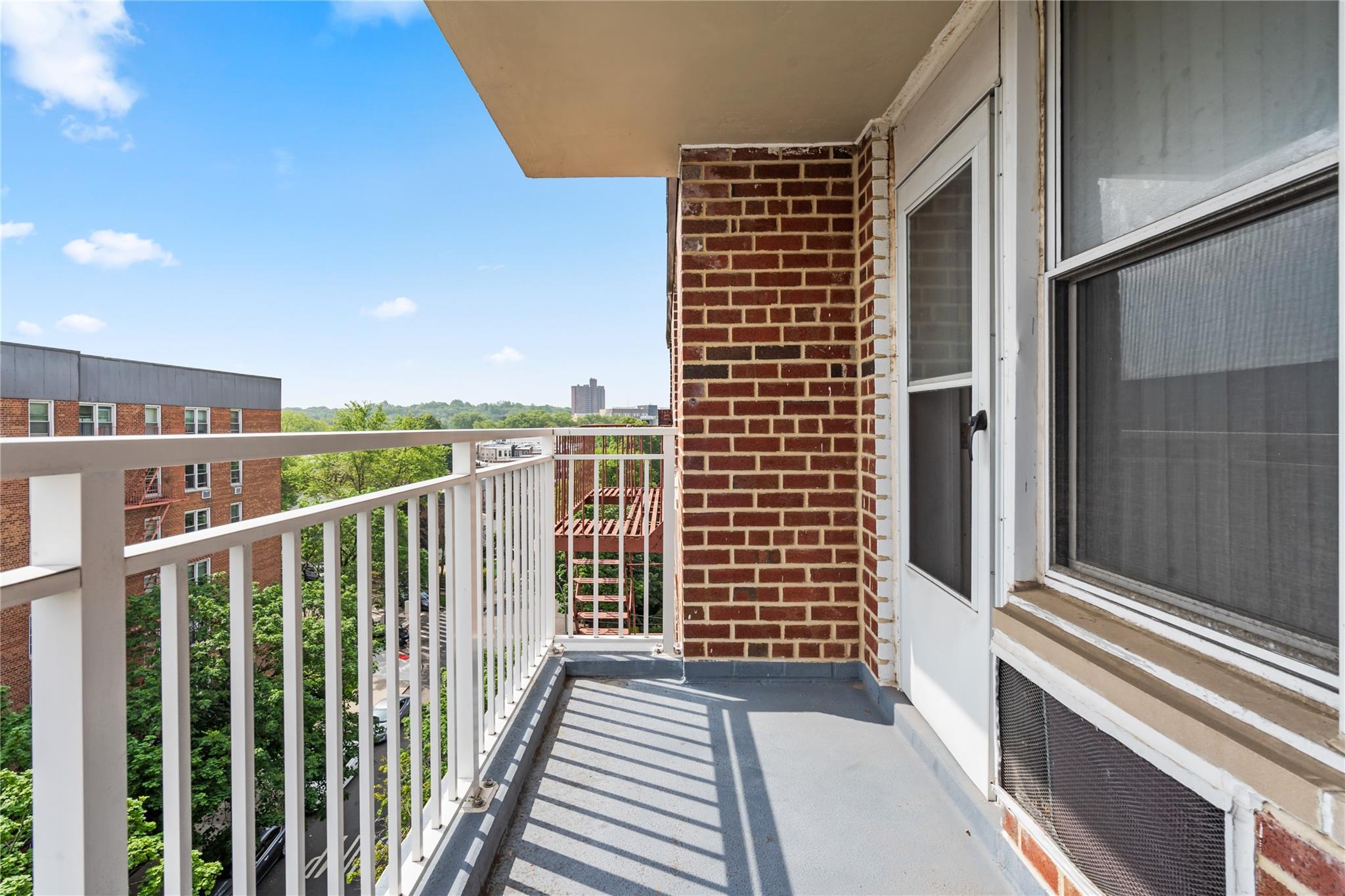 #5 photo, 68-20 Selfridge Street, كوينز Forest Hills , NY 11375