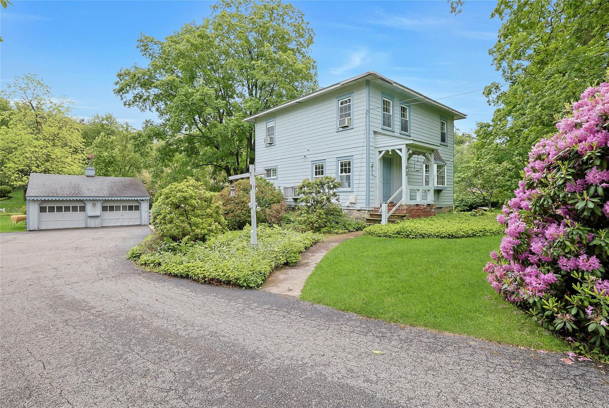 #1 photo, 375 Quaker Road, Chappaqua , NY 10514
