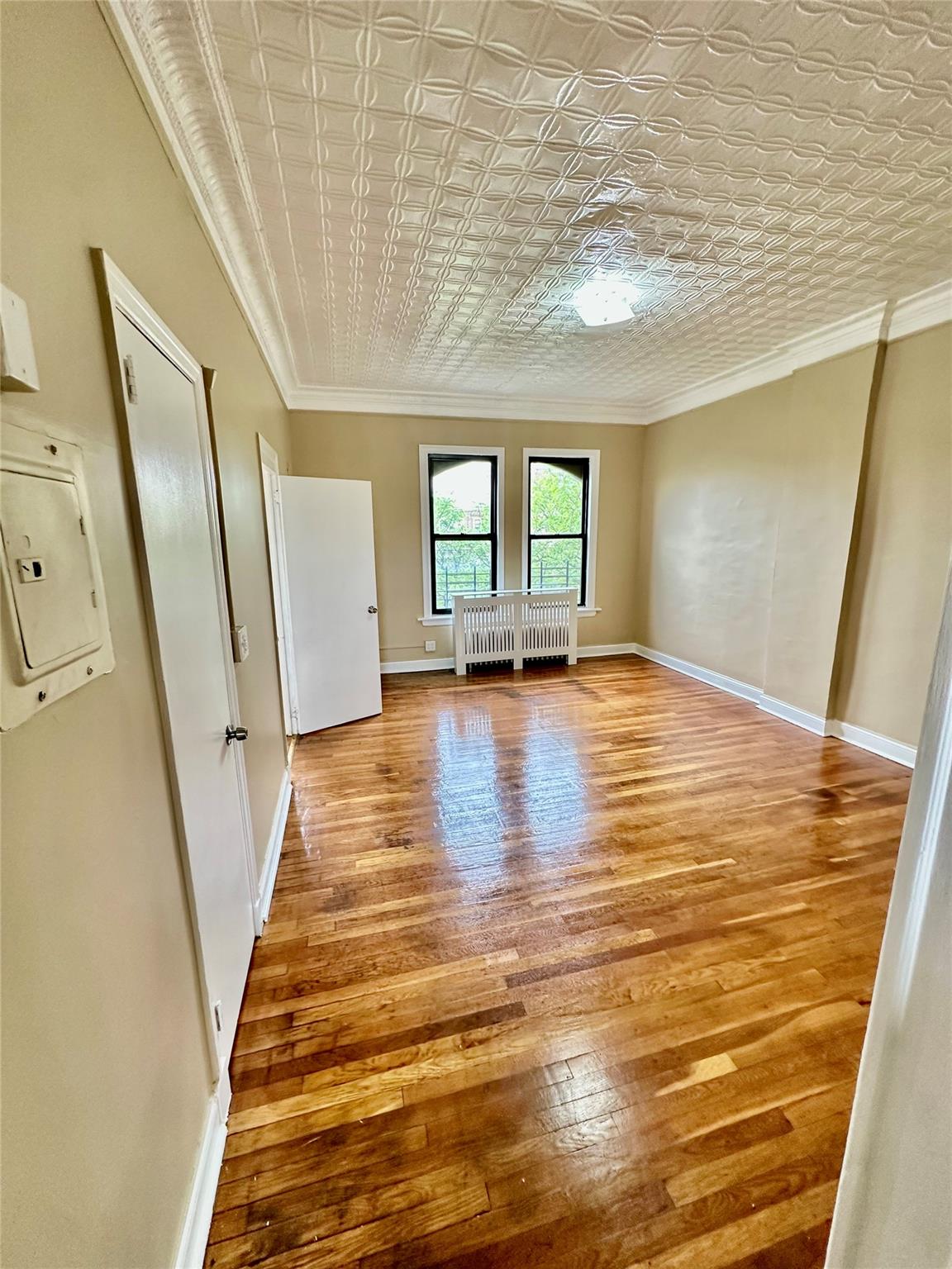 #1 photo, 16 W 1st Street, Mount Vernon , NY 10550