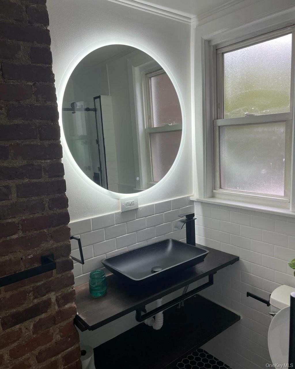 #19 photo, 3940 Hill Avenue, Bronx , NY 10466