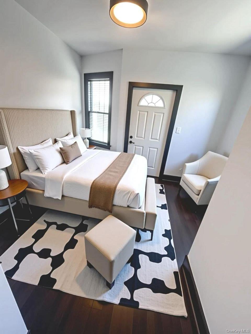 #4 photo, 3940 Hill Avenue, Bronx , NY 10466