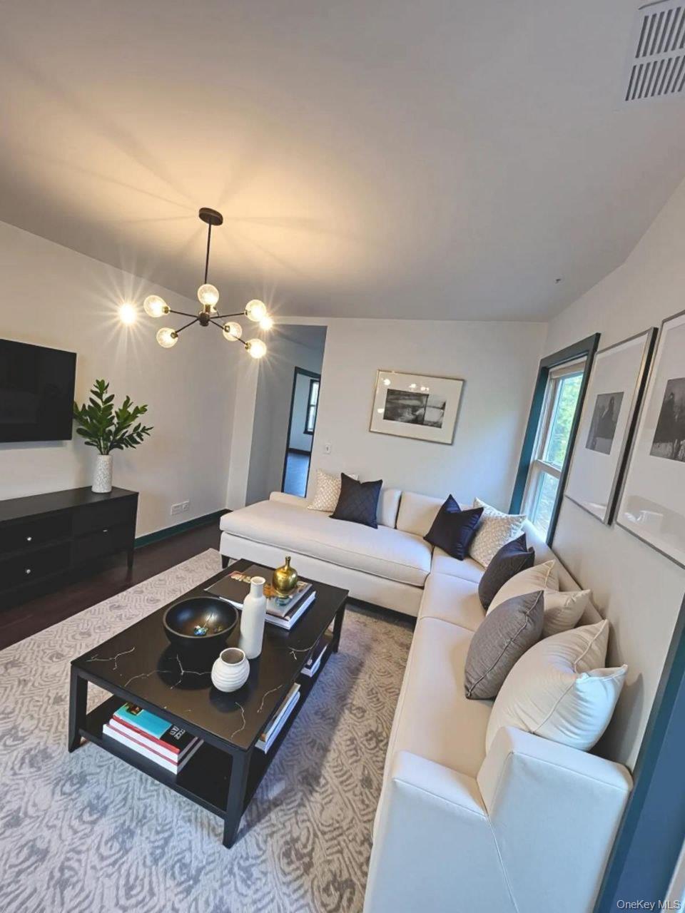 #5 photo, 3940 Hill Avenue, Bronx , NY 10466