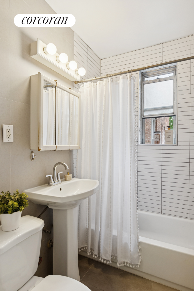 #13 photo, 1155 OCEAN Avenue, ブルックリン区 Ditmas Park , NY 11230