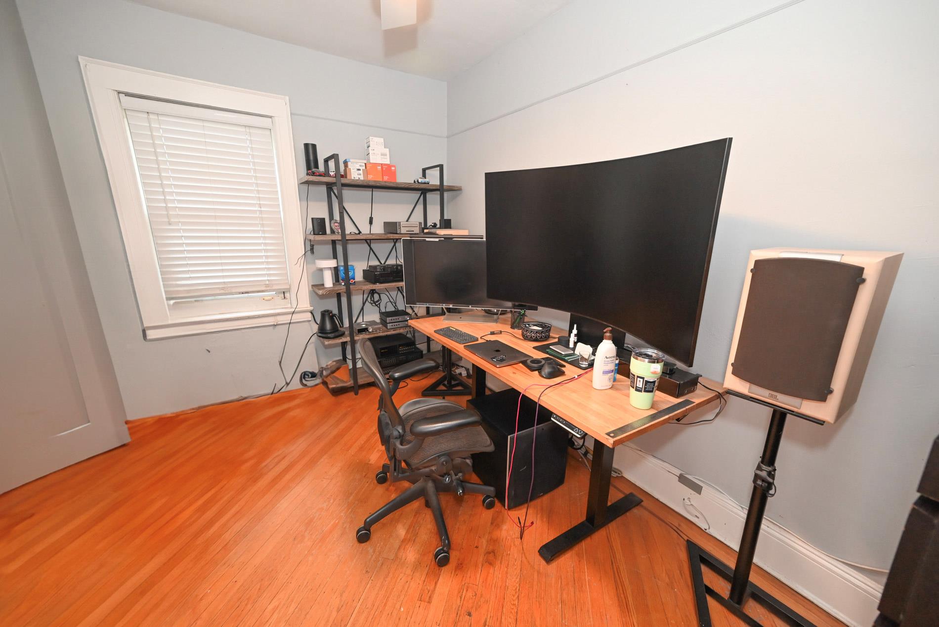 #16 photo, 165 Page Rd Road, Valley Stream , NY 11581